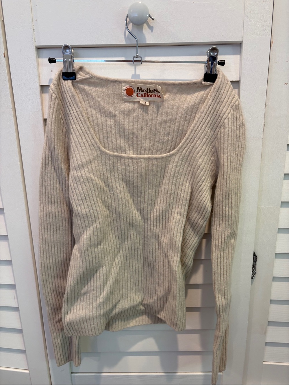 Women's Cream Ribbed Scoop Neck Sweater | Like new!
